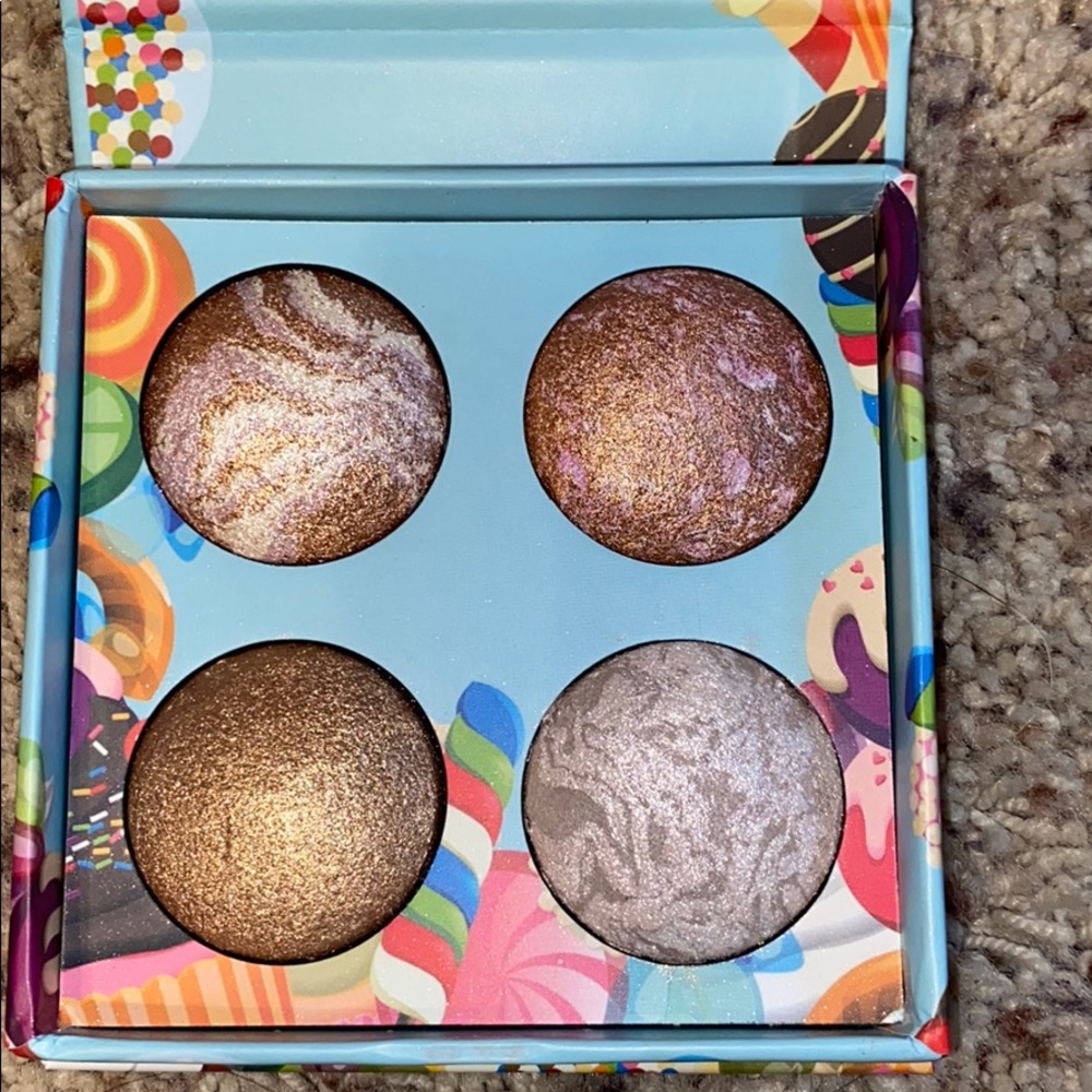 Beauty creations baked pops